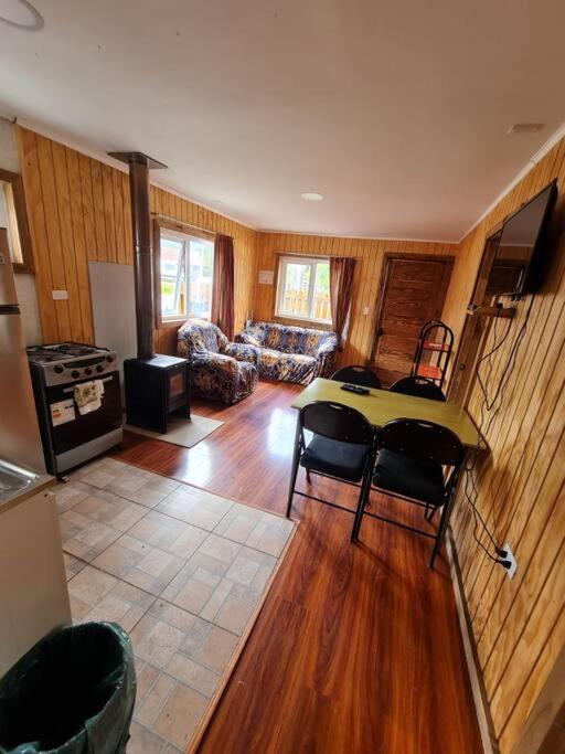 プエルト・プユワピ Cabana M.Patagoniaヴィラ エクステリア 写真